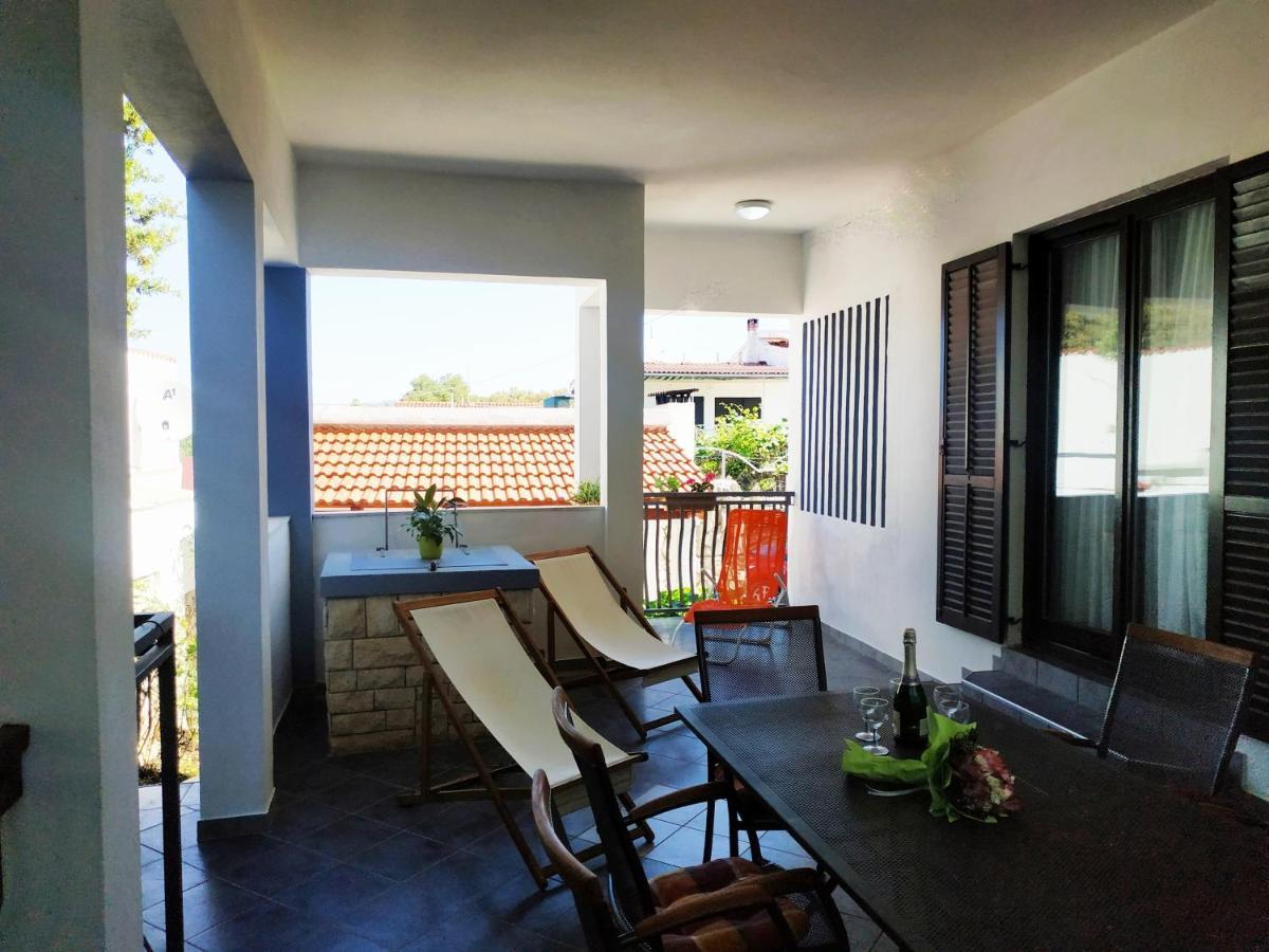 Apartment Lavanda Nova Ražanj Dış mekan fotoğraf