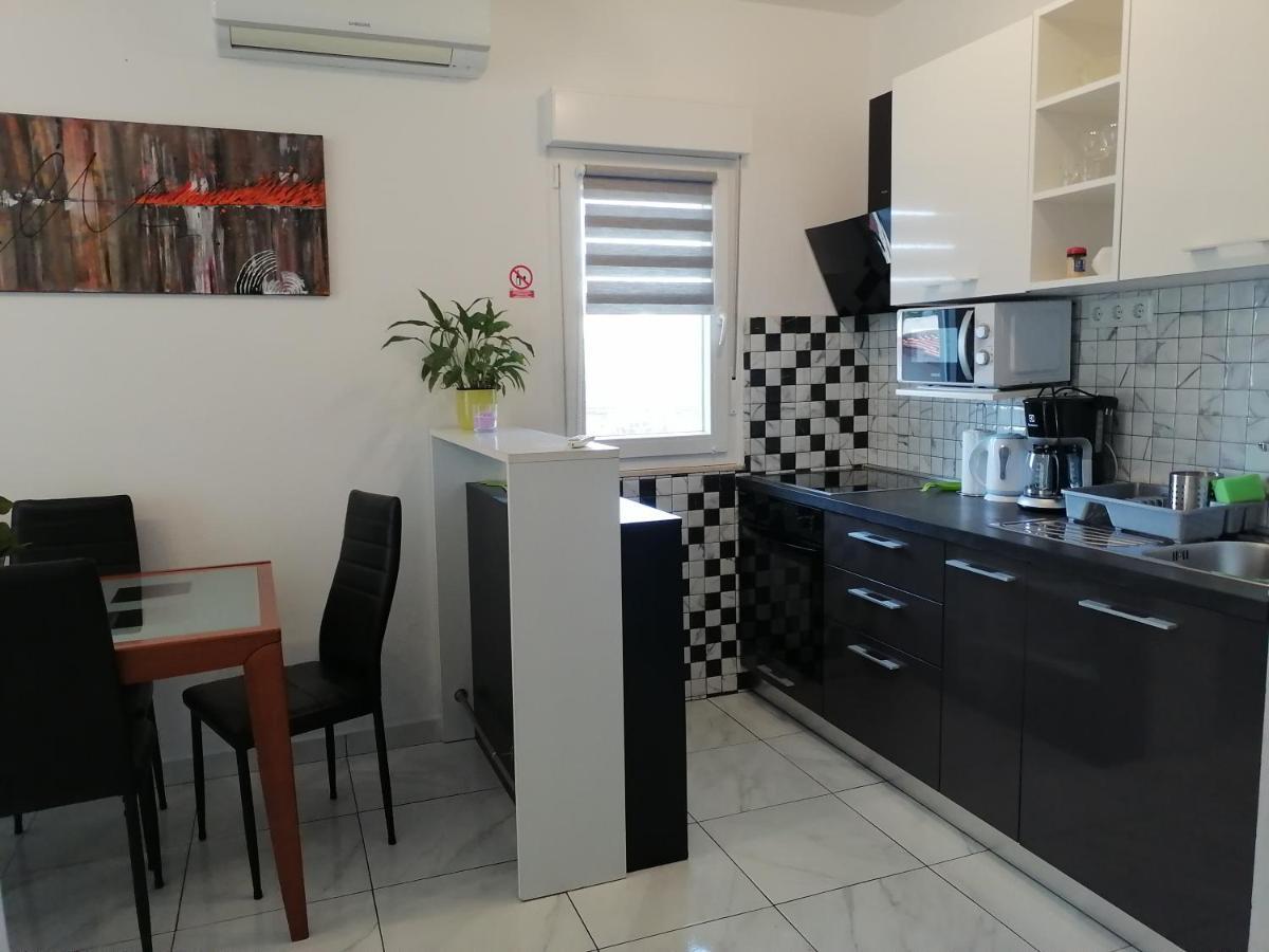 Apartment Lavanda Nova Ražanj Dış mekan fotoğraf